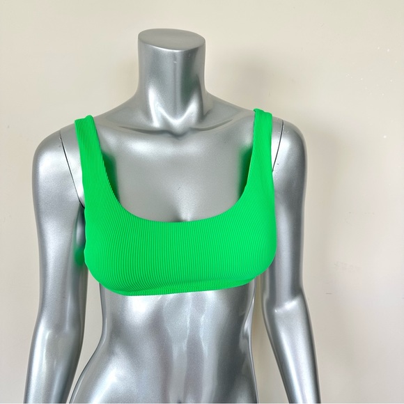 aerie Other - NEW!!! Aerie women swim top size M